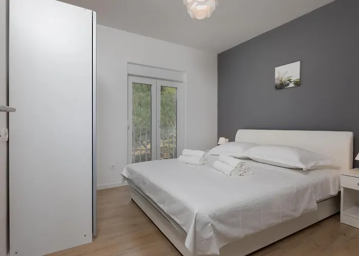 S&s Deluxe Pensjonat Makarska