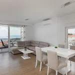 S&s Deluxe 3* Makarska