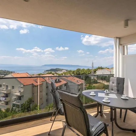 Konukevi S&s Deluxe Makarska